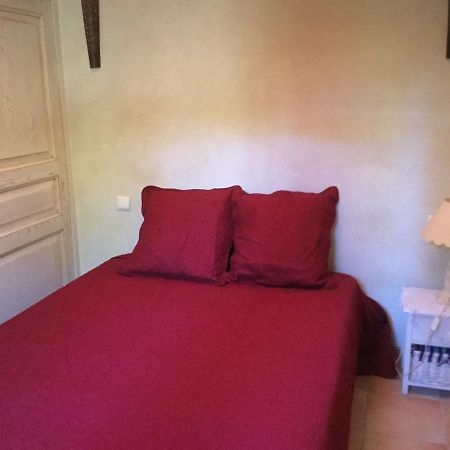 Appartement Dans Un Mas Provencal إستريس المظهر الخارجي الصورة